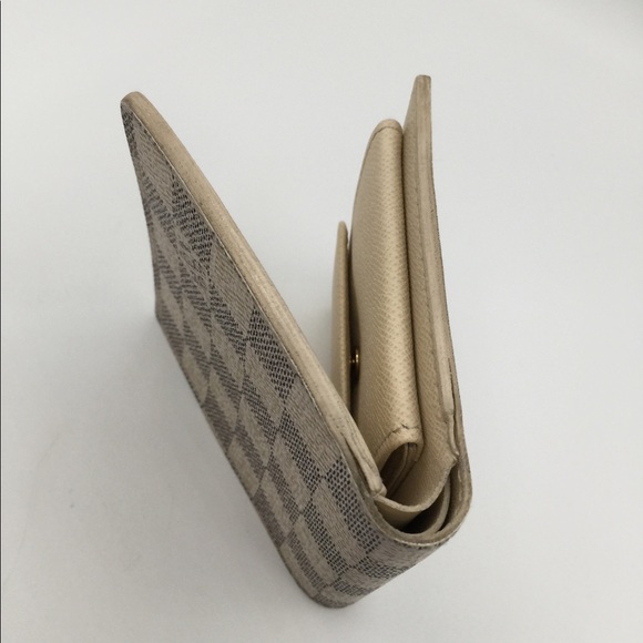 Authentic Louis Vuitton Marco Wallet - Picture 4 of 14